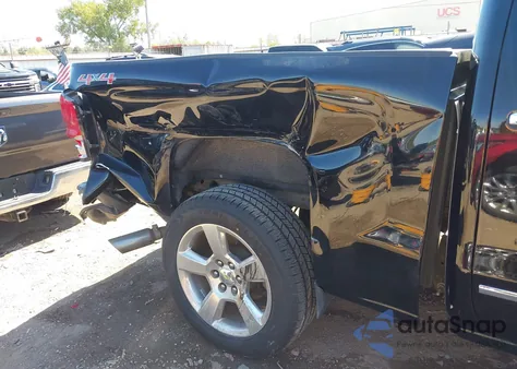 2015 Chevrolet Silverado 1500 1Lt z USA, uszkodzony, nr VIN 3GCUKREC6FG443759